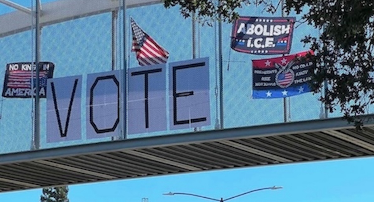 IRCC Visibility Brigade Overpass Action - WALNUT CREEK